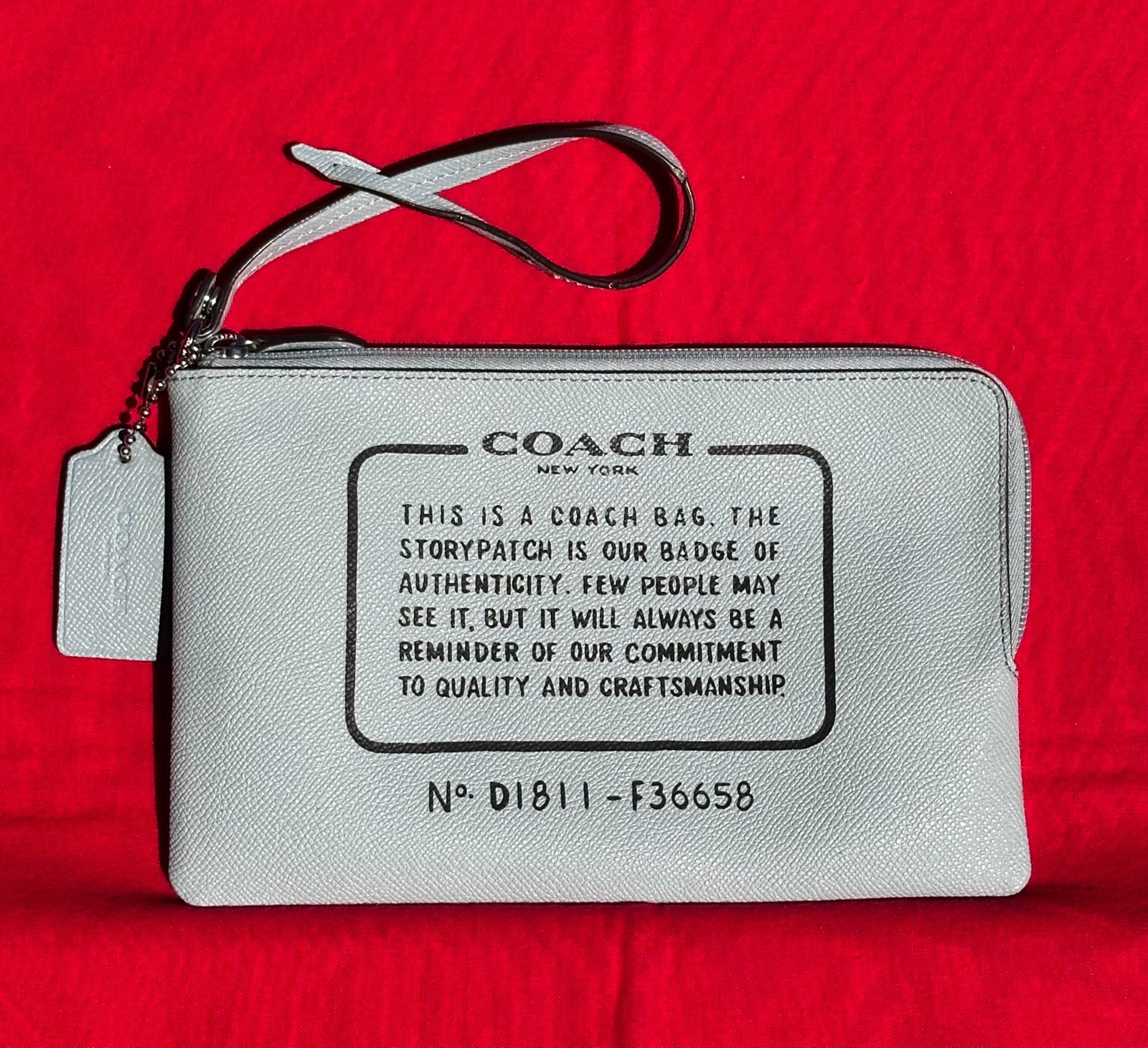 COACH Large Zip Around Light Blue Pouch Wristlet Clutch F36658 Hang Tag COACH Large Zip Around Light Blue Pouch Wristlet Clutch F36658 Hang Tag
