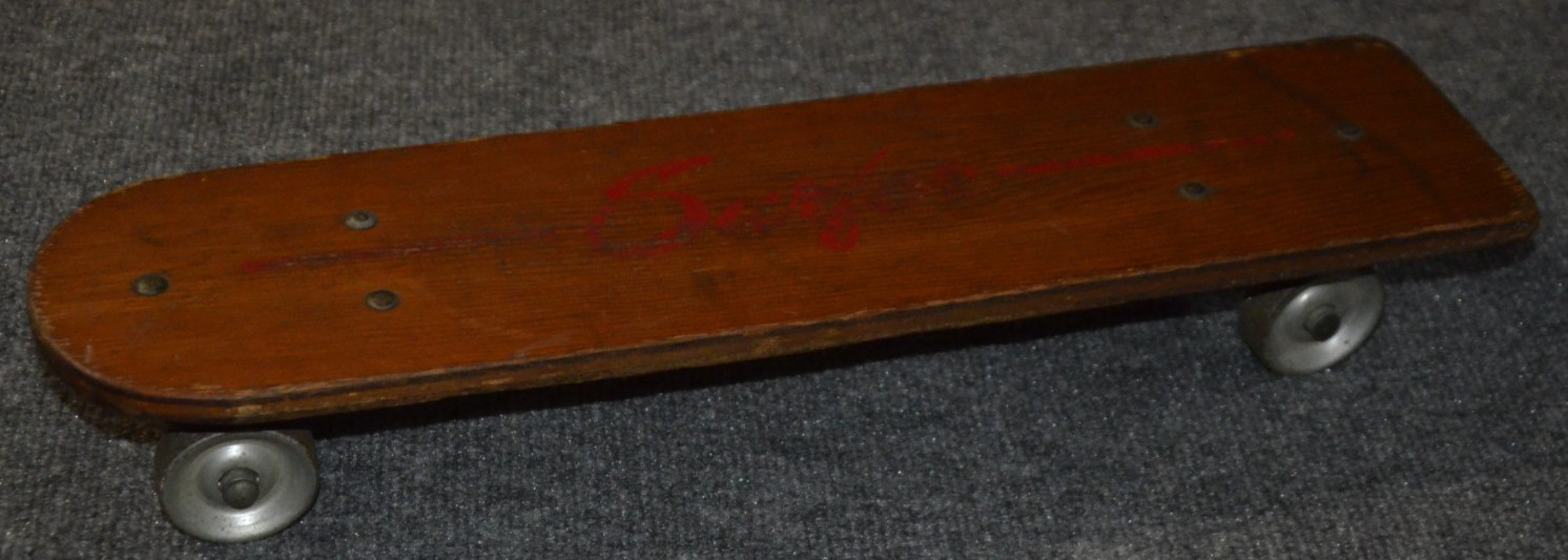 *Rare* Vintage 1960\'s Surfer Skateboard Wood Deck Metal Trucks & Wheels - Works