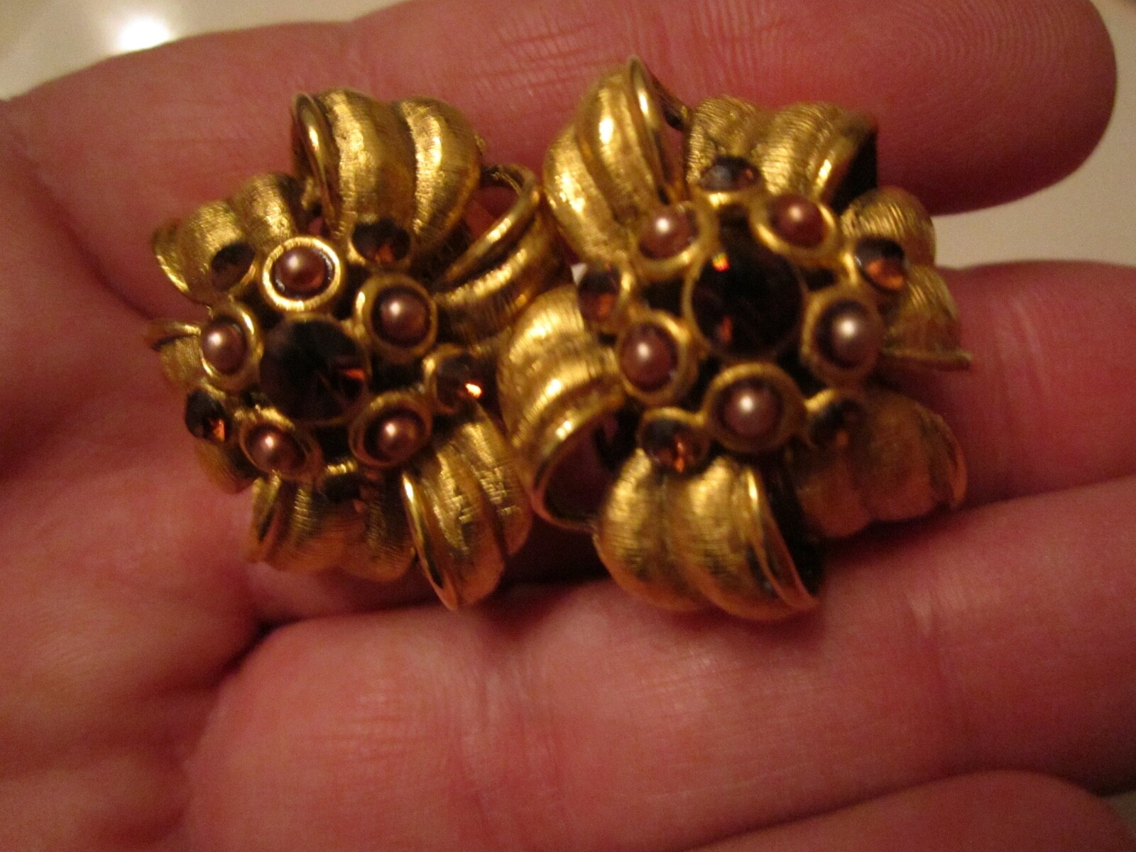VINTAGE JOSIE BARRERA EARRINGS - HEAVY GOLD TONE AND CRYSTALS OFC-14