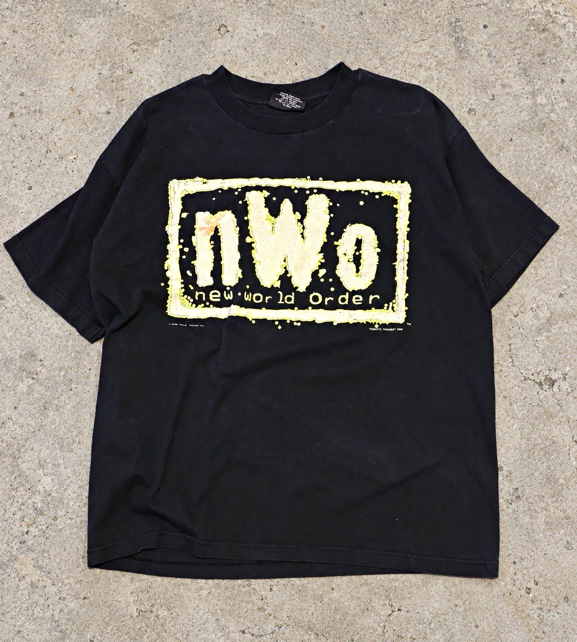 Vintage 1998 WCW NWO Glow in the Dark Tee - XL