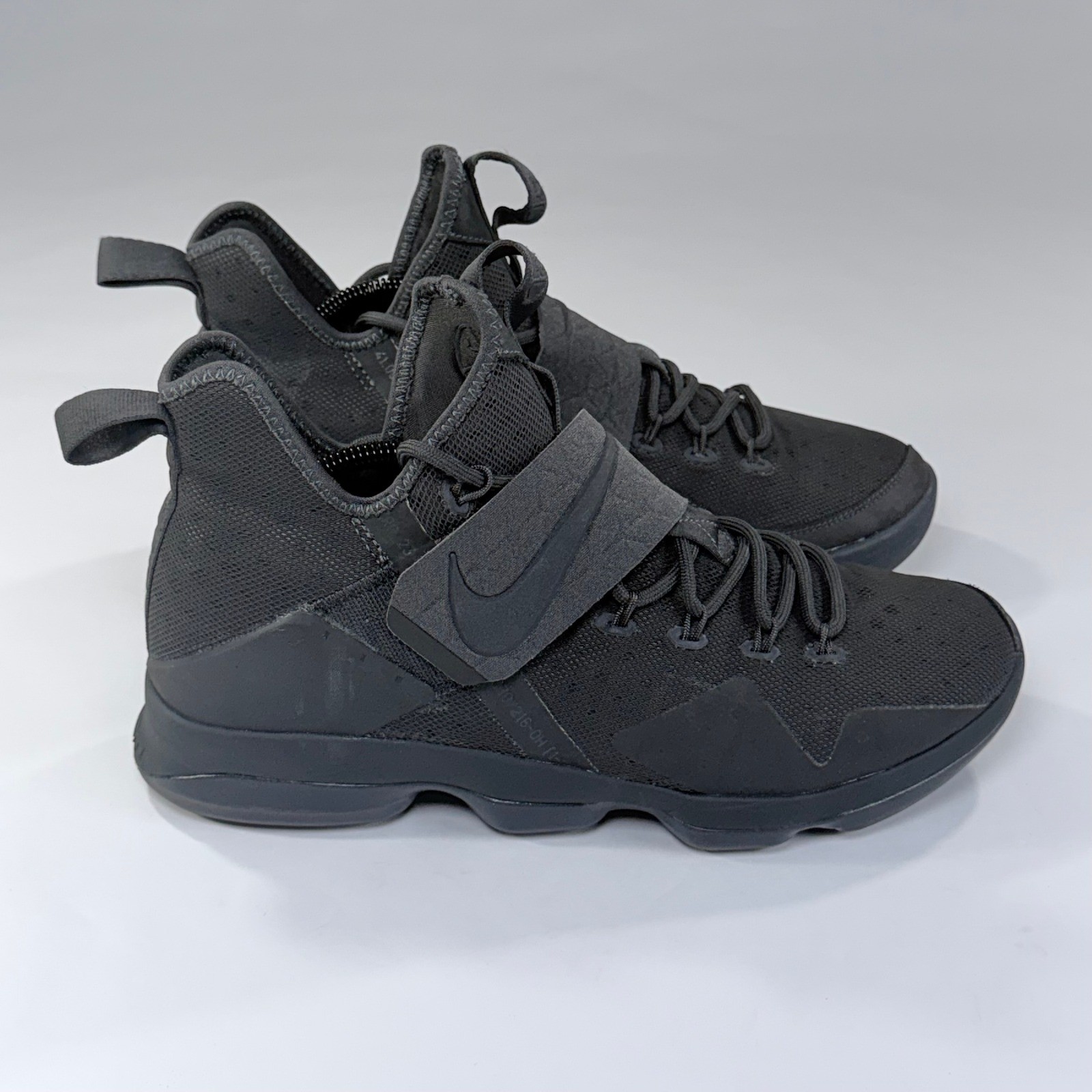 Nike LeBron 14 LMTD Basketball Shoe Mens 11 Zero Dark Thirty 852402-002 Athletic
