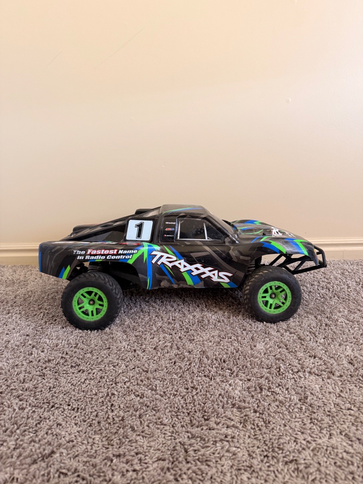 Traxxas Slash 4x4 1/10 Electric Short Course Truck Traxxas Slash 4x4 1/10 Electric Short Course Truck