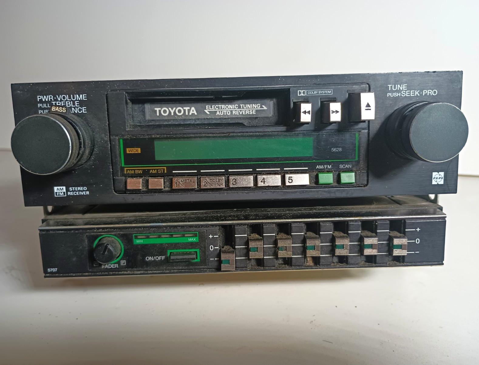 Vintage Toyota Stereo Cassette Deck Graphic Equalizer Celica Pickup