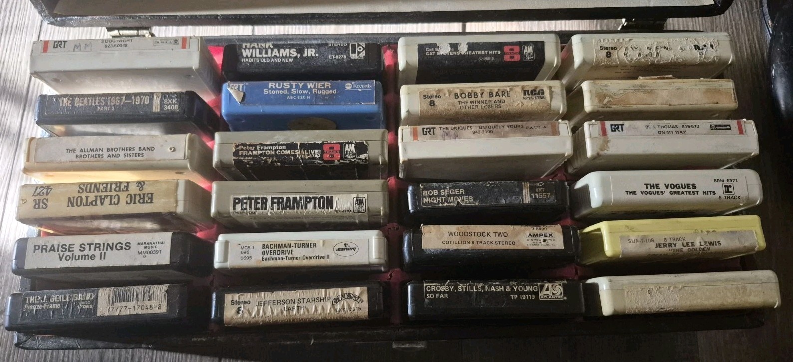24 Vintage 8 Track Tape Lot w/ Latching Case Beatles Waylon Clapton Frampton