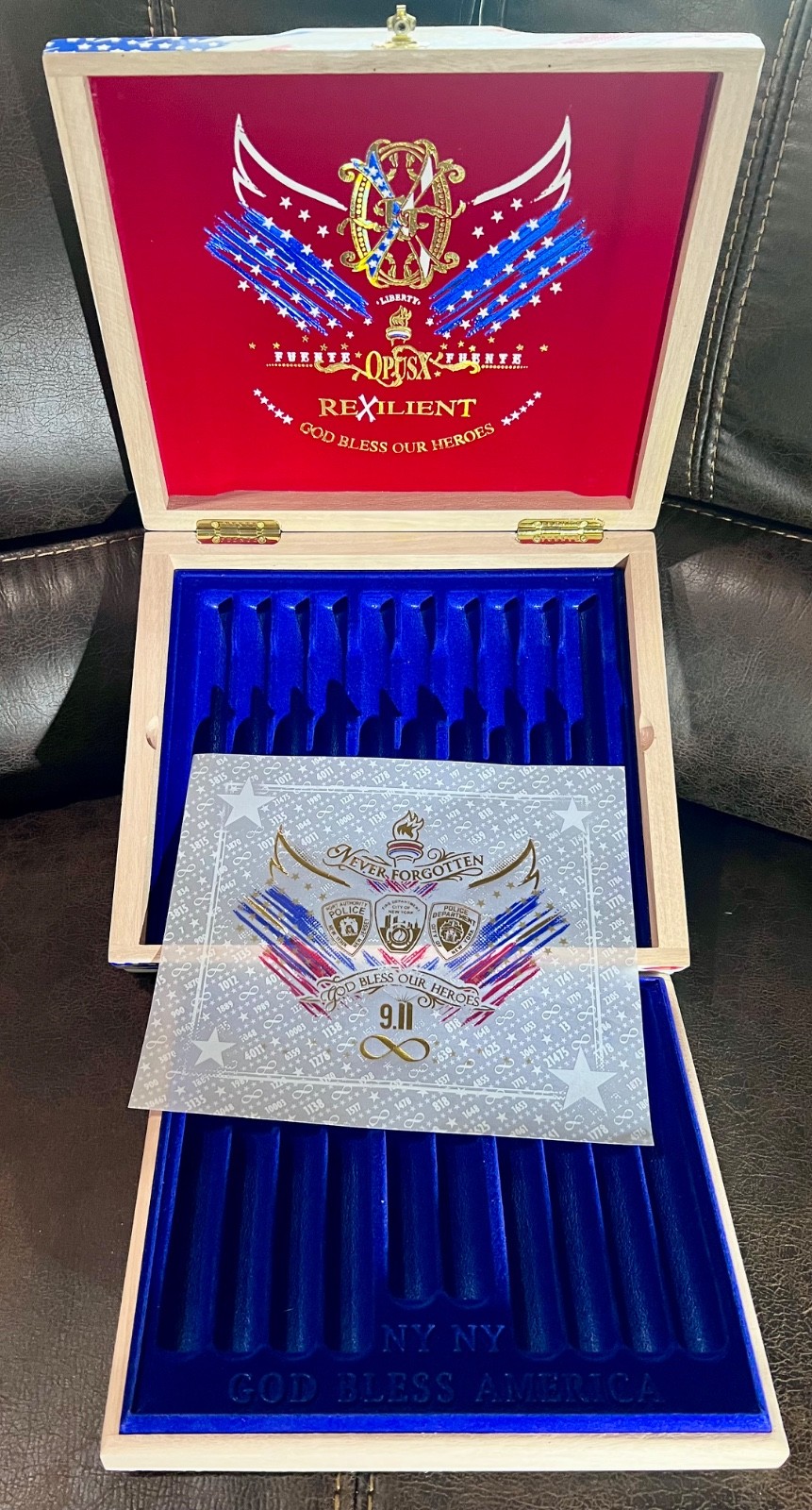 Commemorative Arturo Fuente Opus X United We Stand ReXilient Empty Cigar Box Commemorative Arturo Fuente Opus X United We Stand ReXilient Empty Cigar Box