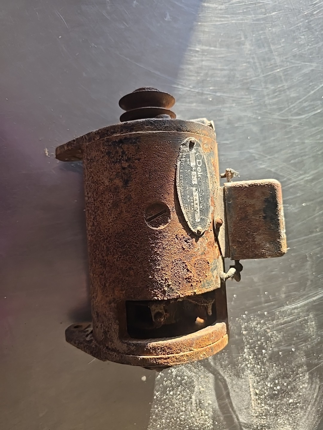 1929 - 1939 Vintage Delco Remy Model 943u Serial 954786 1929 - 1939 Vintage Delco Remy Model 943u Serial 954786