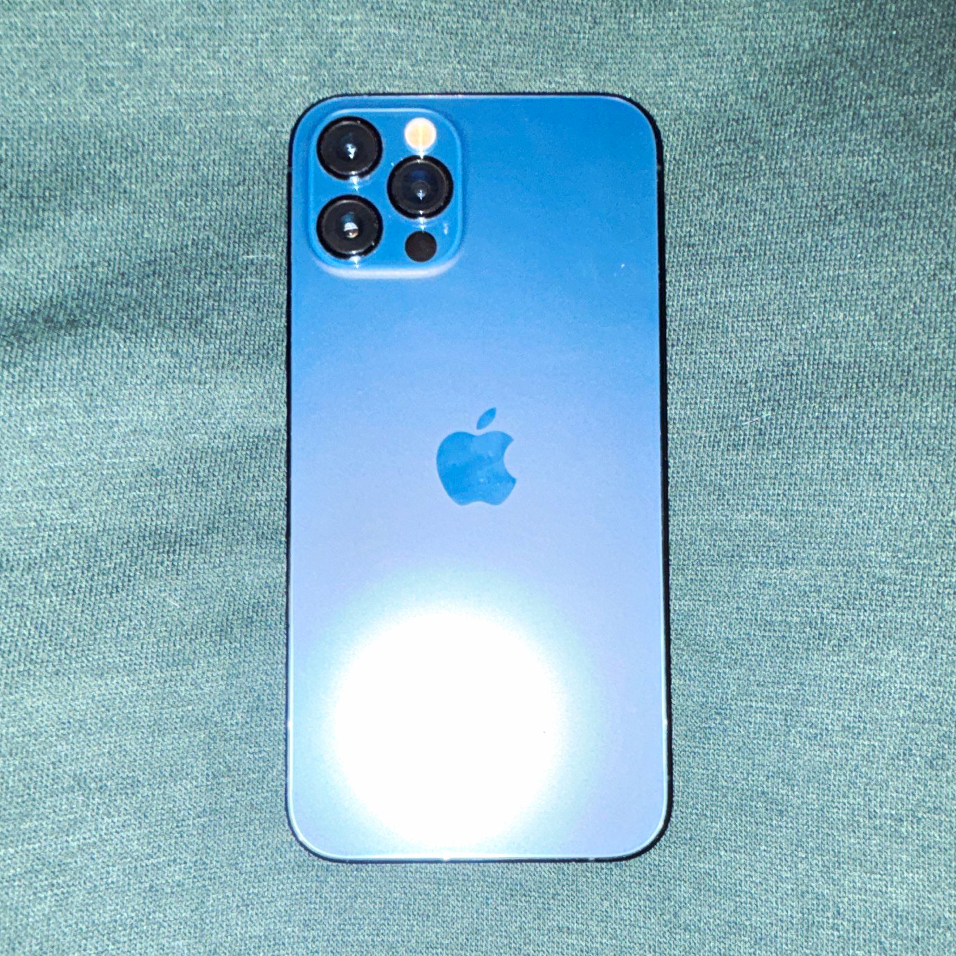 Apple iPhone 12 Pro Smartphone - Blue, Bar Style Mobile Phone with 4 phone cases Apple iPhone 12 Pro Smartphone - Blue, Bar Style Mobile Phone with 4 phone cases