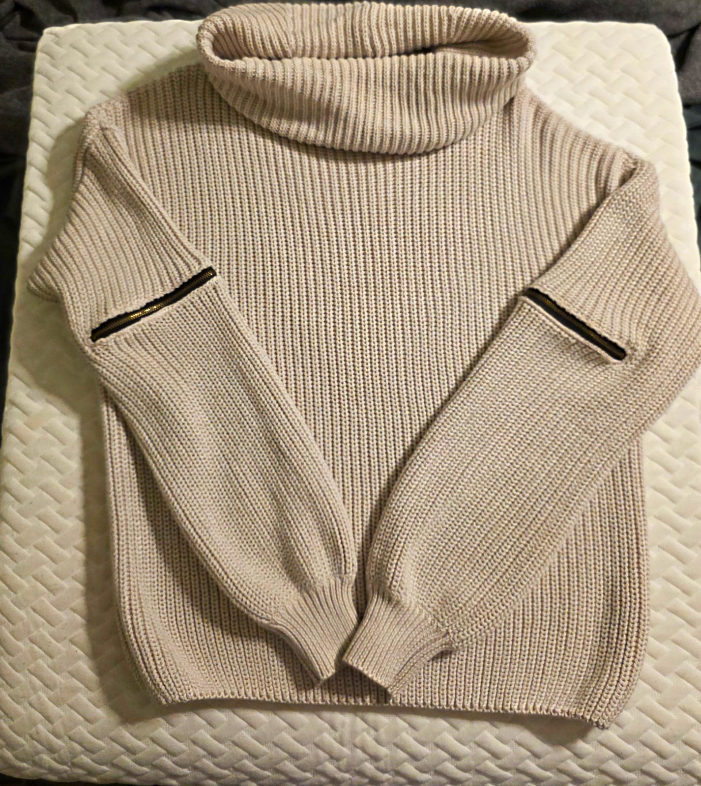 VICI Women’s S Turtleneck Long Sleeve Rib-Knit Pullover Sweater Beige Zipper