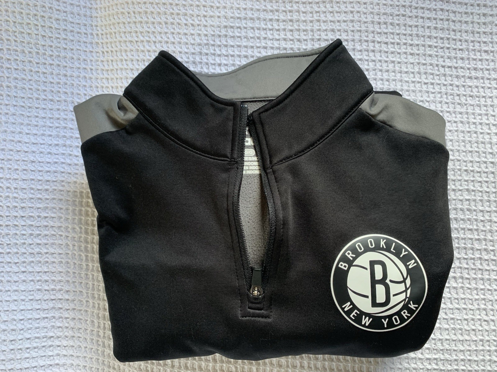 Brooklyn Nets Fanatics Branded Men’s Size Large 3/4 Zip Pullover Black and Grey Brooklyn Nets Fanatics Branded Men’s Size Large 3/4 Zip Pullover Black and Grey