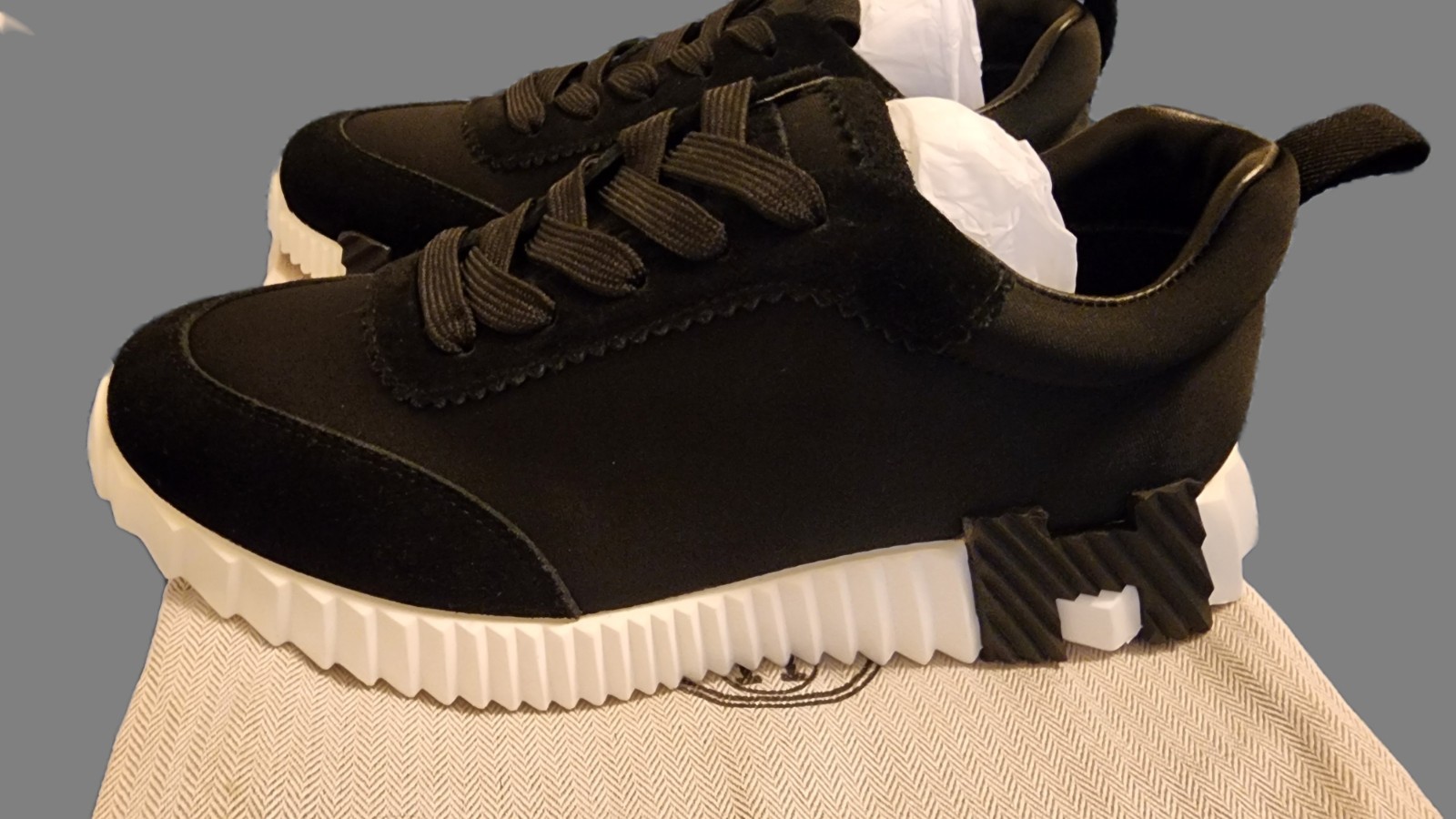 Hermes Bouncing Sneaker