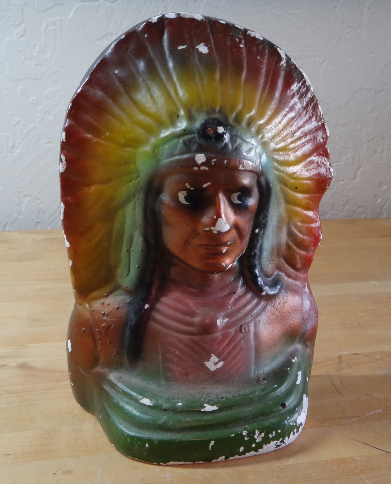 Vintage Chalkware Native American Indian Bust - Free S&H USA Vintage Chalkware Native American Indian Bust - Free S&H USA