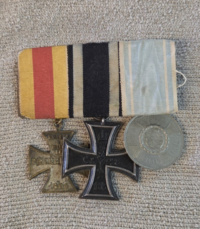 WW1 Imperial German 3-Place Medal Bar WW1 Imperial German 3-Place Medal Bar