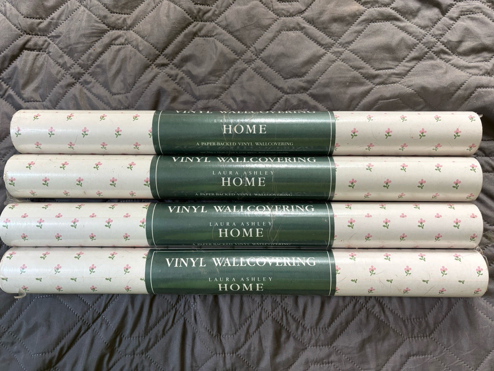 Vintage Laura Ashley Vinyl Wallpaper Pink Green White Petite Flowers 4 Rolls Vintage Laura Ashley Vinyl Wallpaper Pink Green White Petite Flowers 4 Rolls
