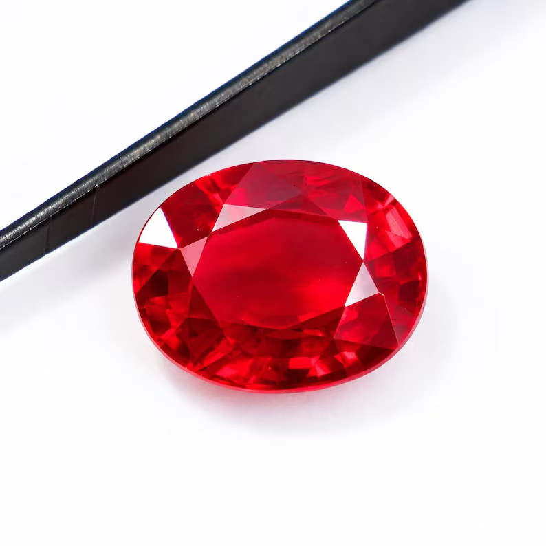 Natural Myanmar Ruby 10 Ct Oval Cut GITL Certified Burma Ruby Red Gemstone