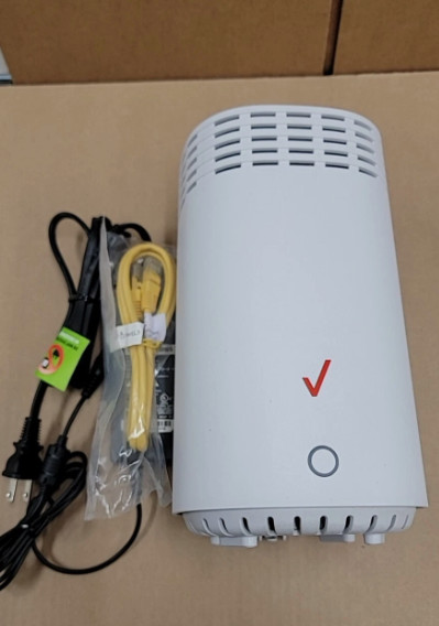 Verizon G3100 Fios Home Router Tri-Band - White with ac Verizon G3100 Fios Home Router Tri-Band - White with ac