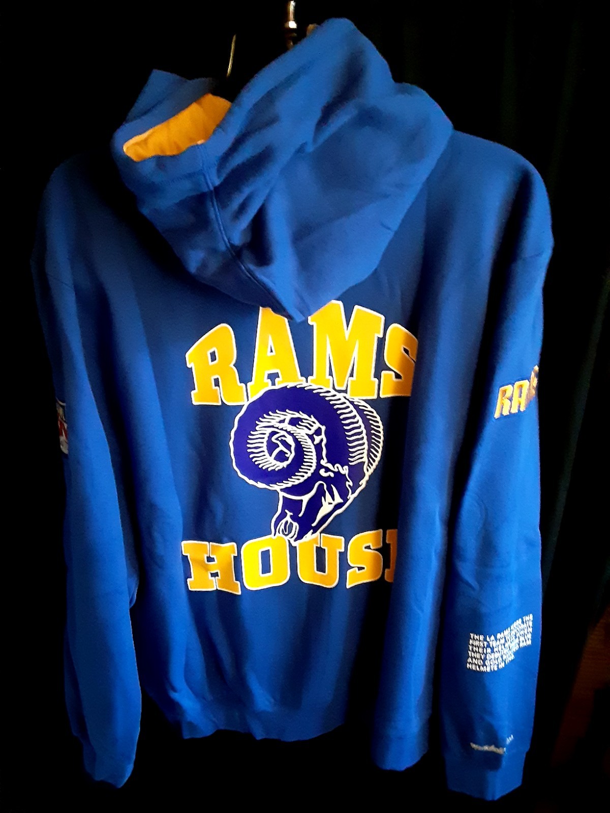Los Angeles Rams Men\'s Mitchell Ness Sweatshirt MSRP$125 S,ML,XL,2X,3X,4X or 5X Los Angeles Rams Men\'s Mitchell Ness Sweatshirt MSRP$125 S,ML,XL,2X,3X,4X or 5X
