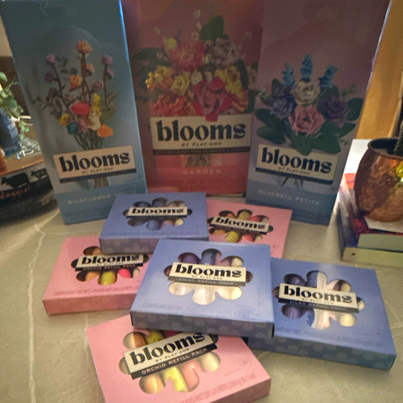 Play-Doh Blooms Flower Craft Kit Lot w/ Display Kits & Refill Packs Lilac/Orchid Play-Doh Blooms Flower Craft Kit Lot w/ Display Kits & Refill Packs Lilac/Orchid