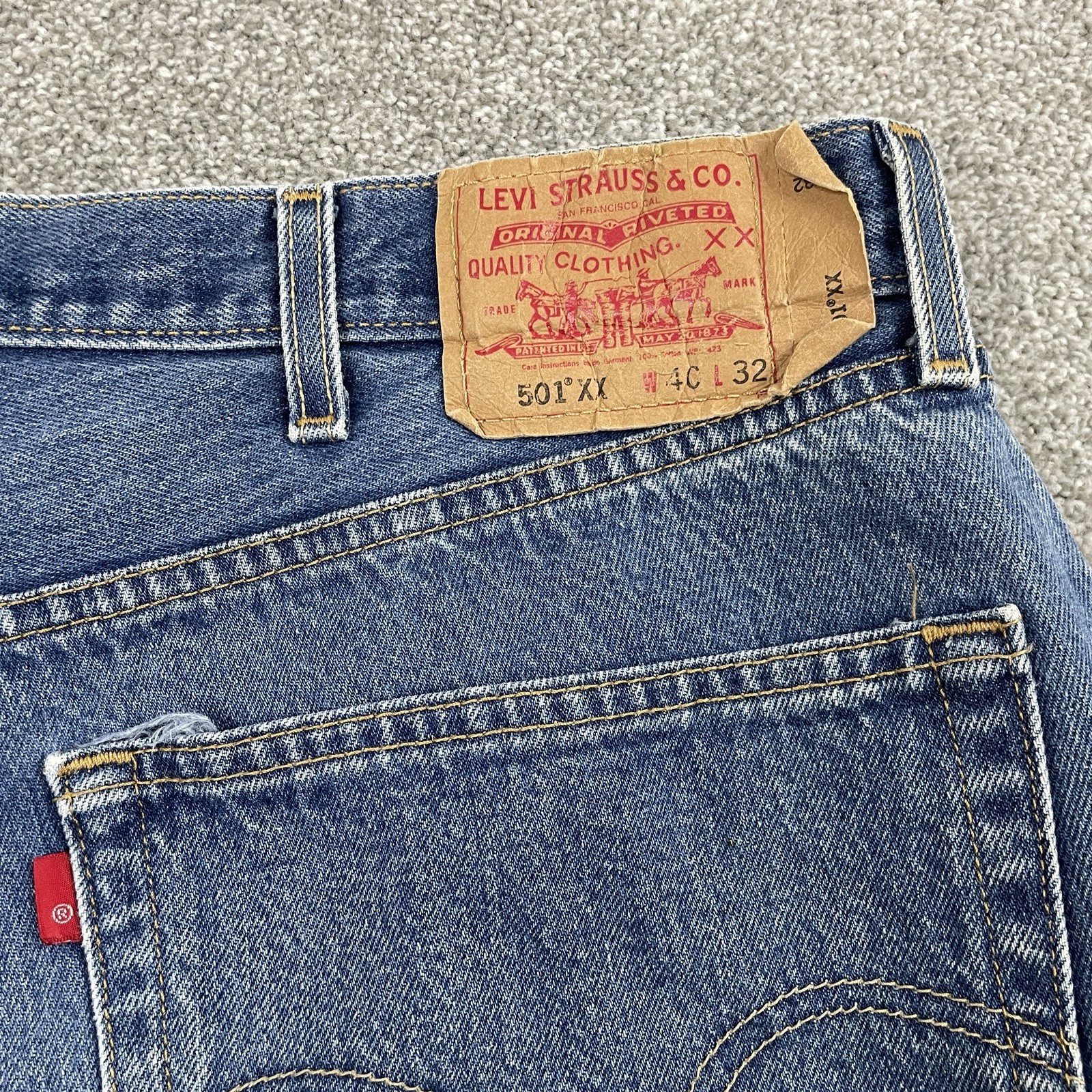 Vintage Levi\'s 501 XX Jeans Men 40x32 (Fit 38x30) Button Fly Blue Work Y2K 2003