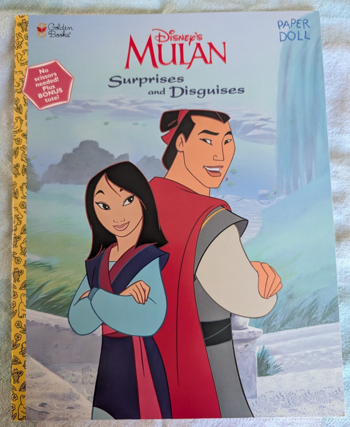 VTG 1998 Golden Books Disney's Mulan Surprises & Disguises Paper Doll Book Uncut