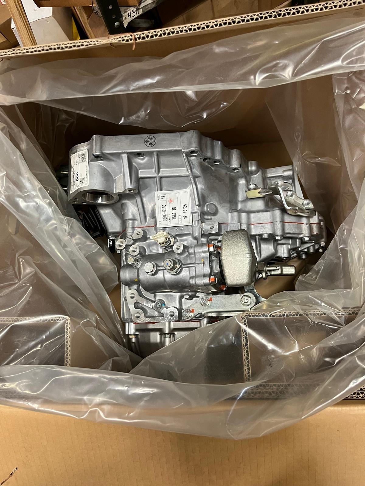 Genuine GM Manual Transmission 5 Speed 4.235 Ratio 2009-2010 Pontiac Vibe 2.4L Genuine GM Manual Transmission 5 Speed 4.235 Ratio 2009-2010 Pontiac Vibe 2.4L