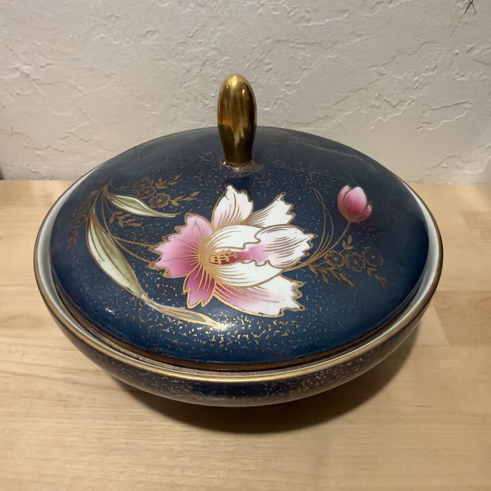 Vintage Royal KPM Bavaria lidded candy dish Blue Gold And Floral Germany Vintage Royal KPM Bavaria lidded candy dish Blue Gold And Floral Germany
