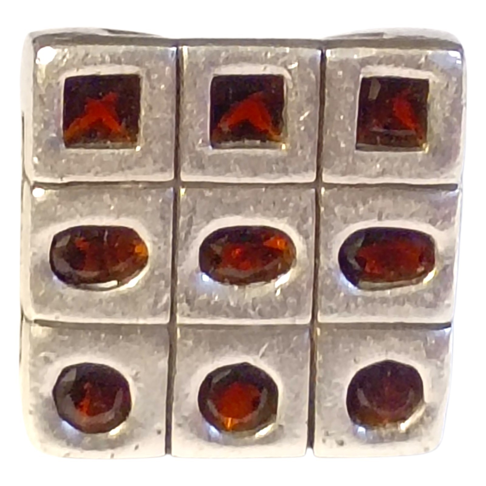 Unusual Exquisite Vintage Sterling Silver & Square Cut Garnet Ring Size8