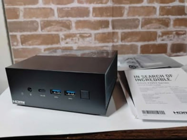 ASUS ExpertCenter PN54 AMD RyzenTM AI 5 340 Barebones Mini PC