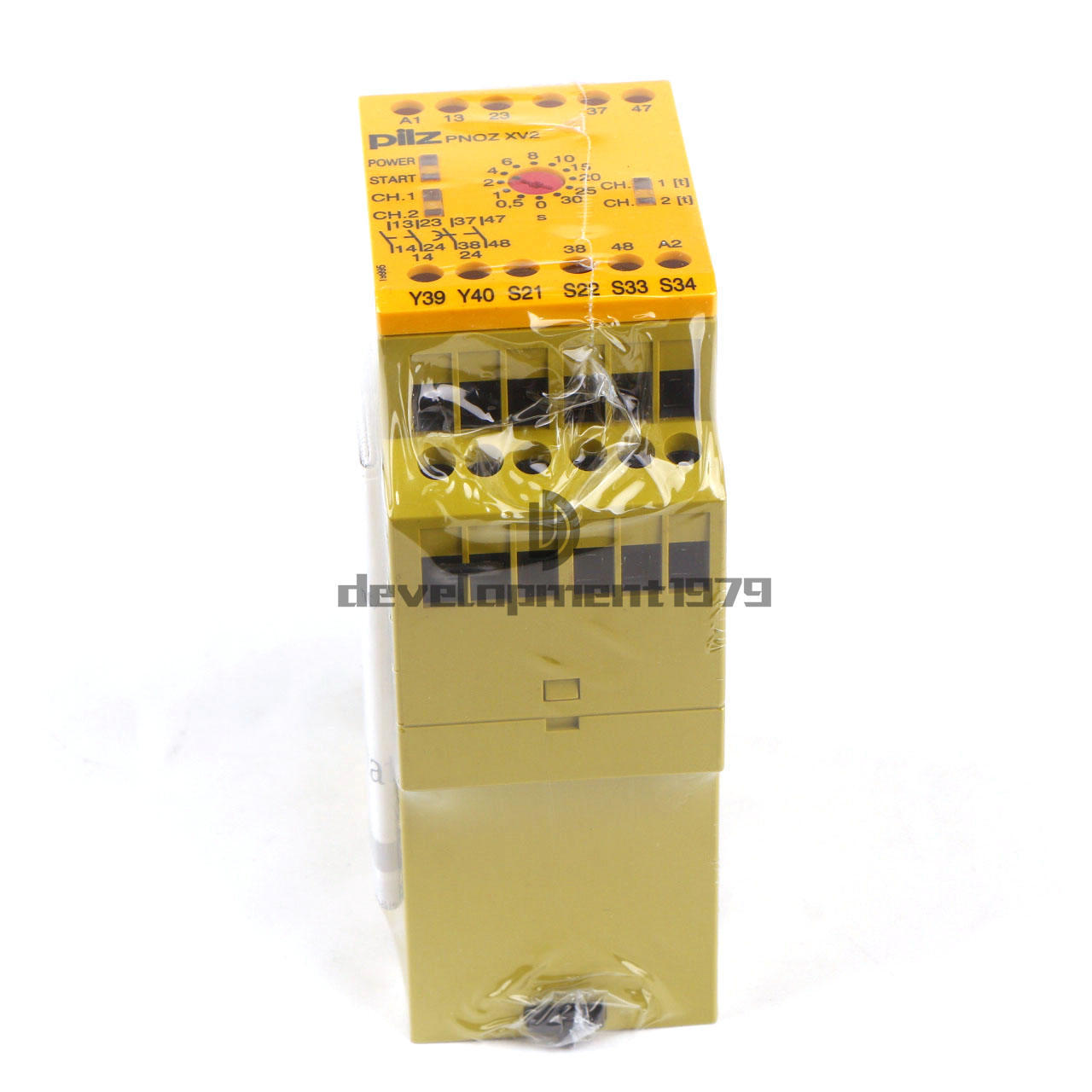 ONE Pilz Safety Relay PNOZ XV2 30/24VDC  774500 New