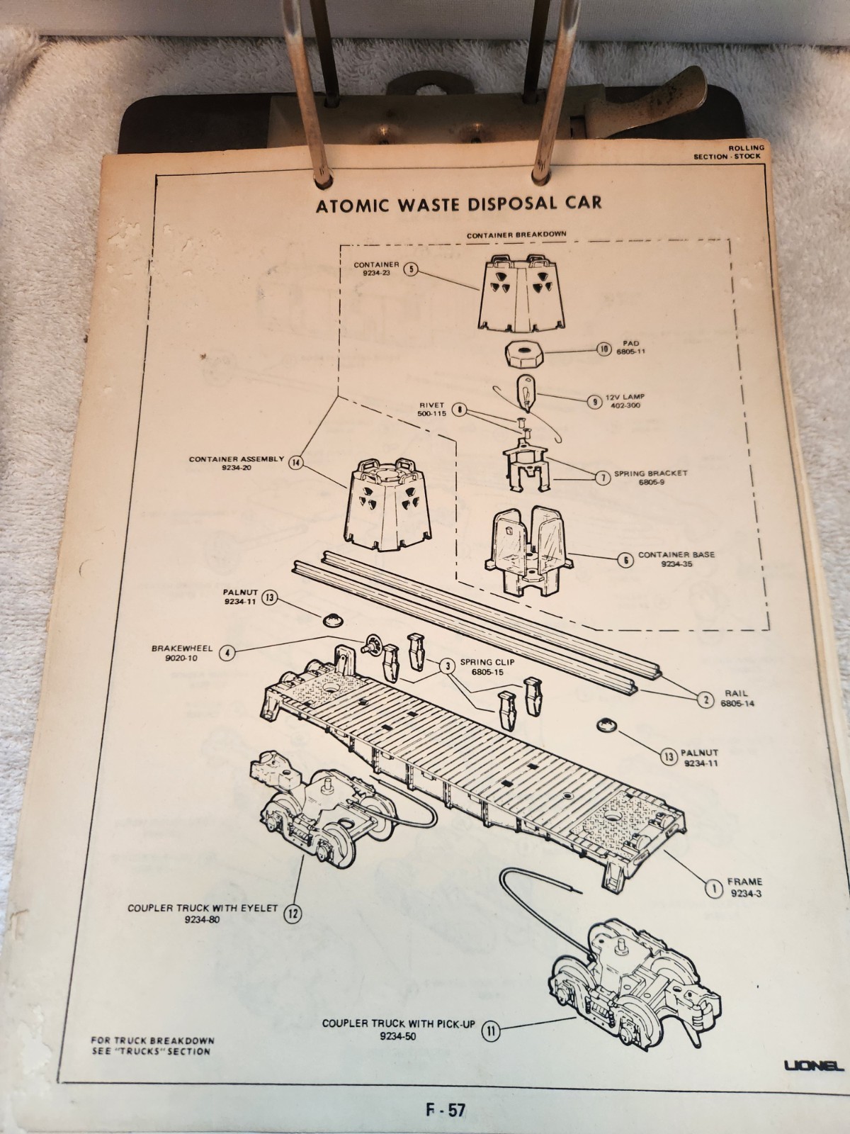 RARE Vintage Lionel Train Service Manual Atomic Waste Car Crane Car Coal Car