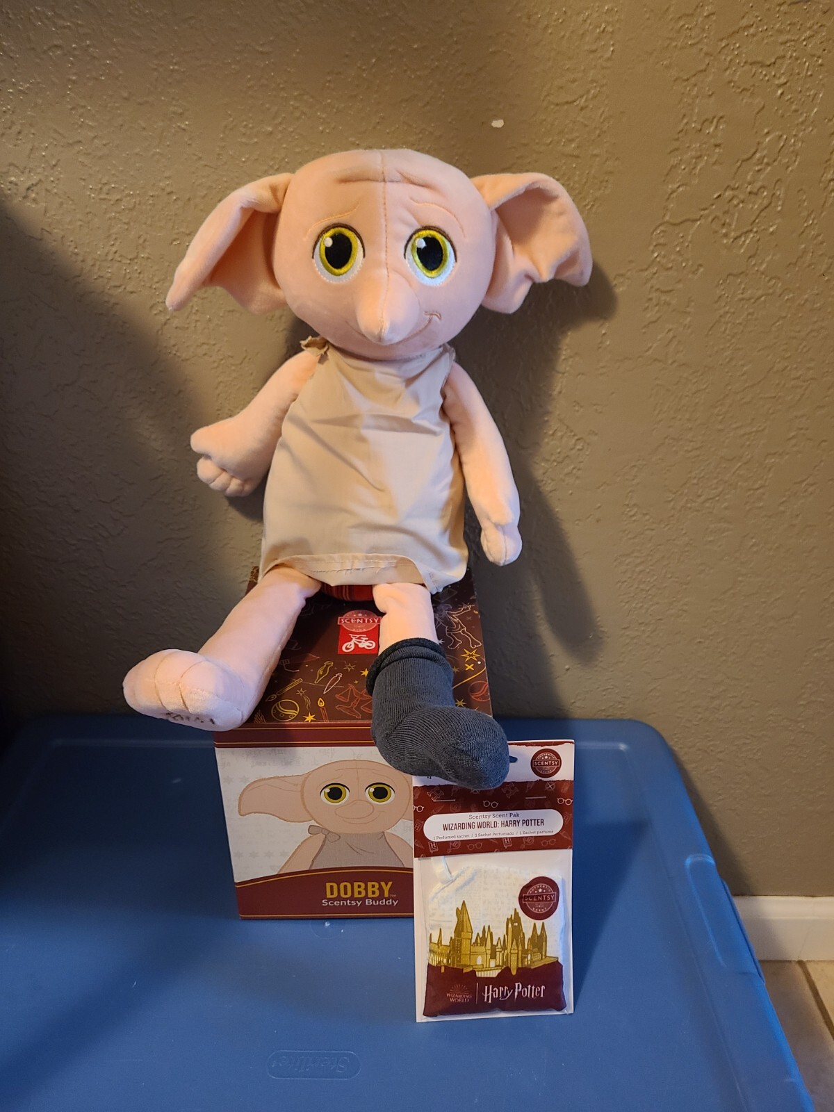 SCENTSY BUDDIES PLUS SCENT PAK- ALL NEW- SEE BOX FOR VARIATIONS -SHIPS FREE-RARE