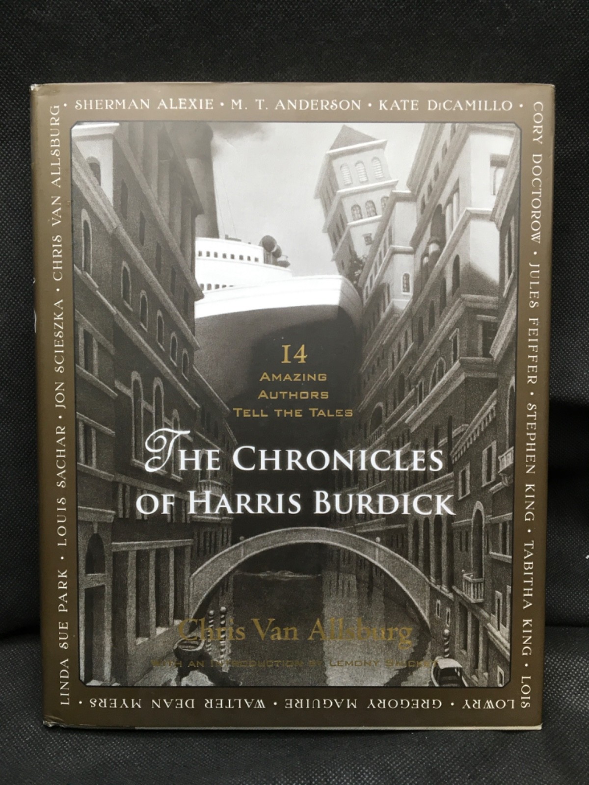 RARE SIGNED STEPHEN KING + 11 Authors The Chronicles Of Harris Burdick Book 2011