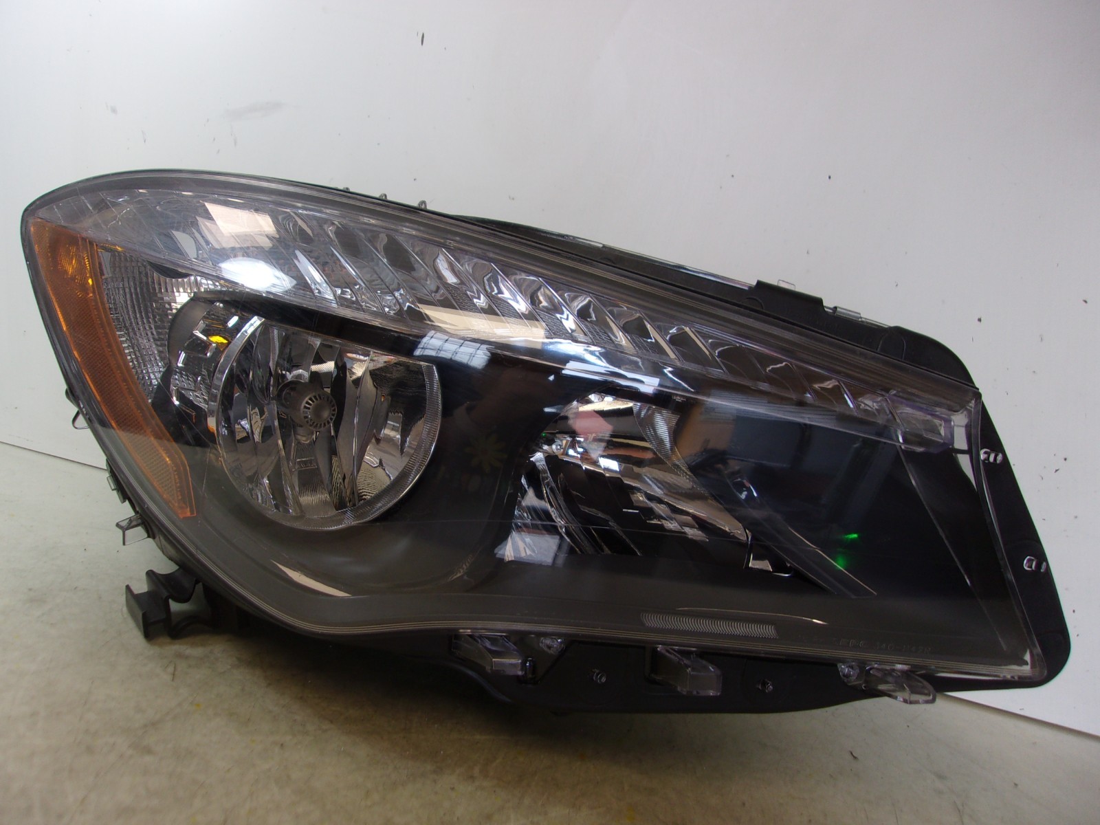 Fits 2014 - 2019 Mercedes CLA250 Passenger RH Halogen Headlight by DEPO - CAPA