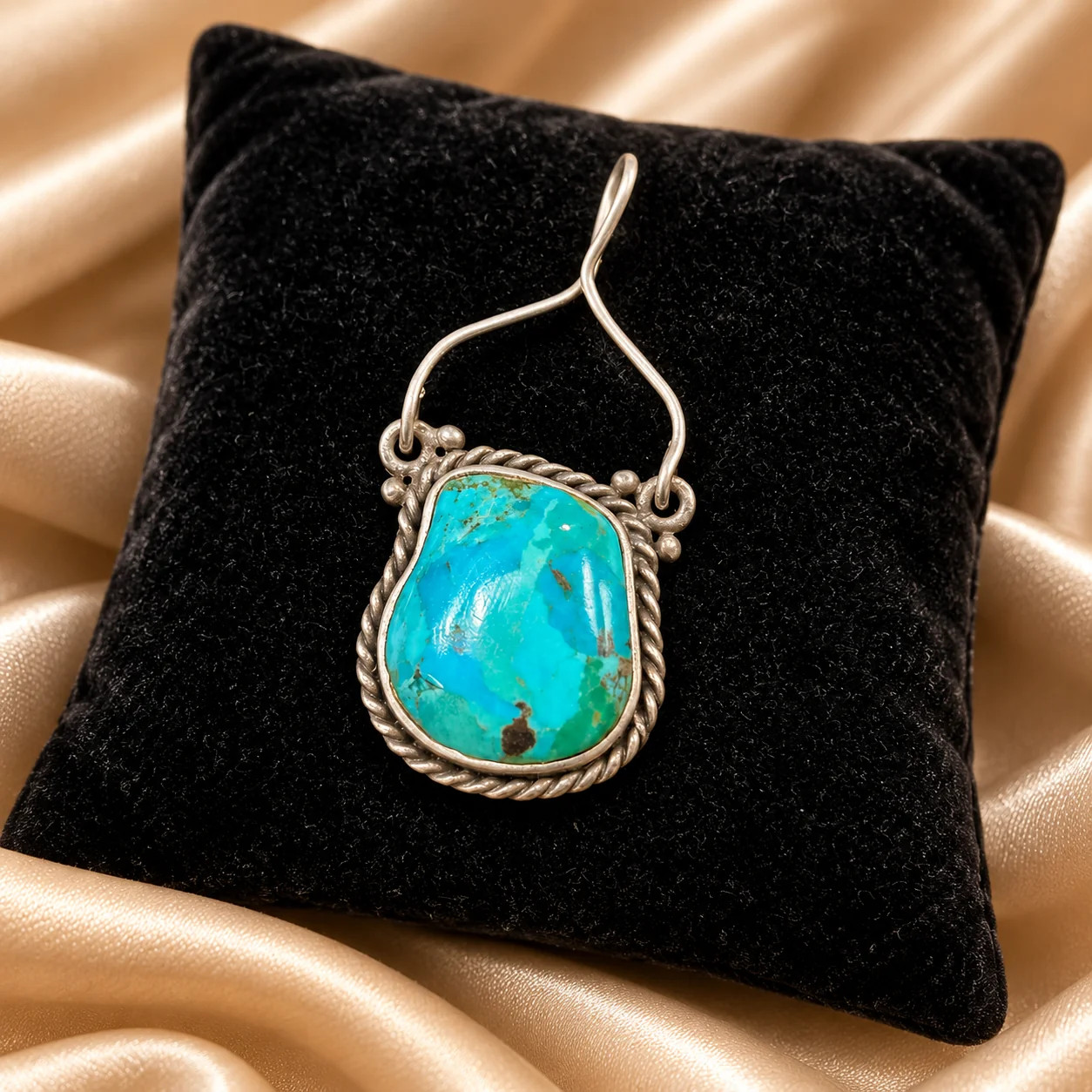 Vintage Navajo Sterling Silver Turquoise Pendan