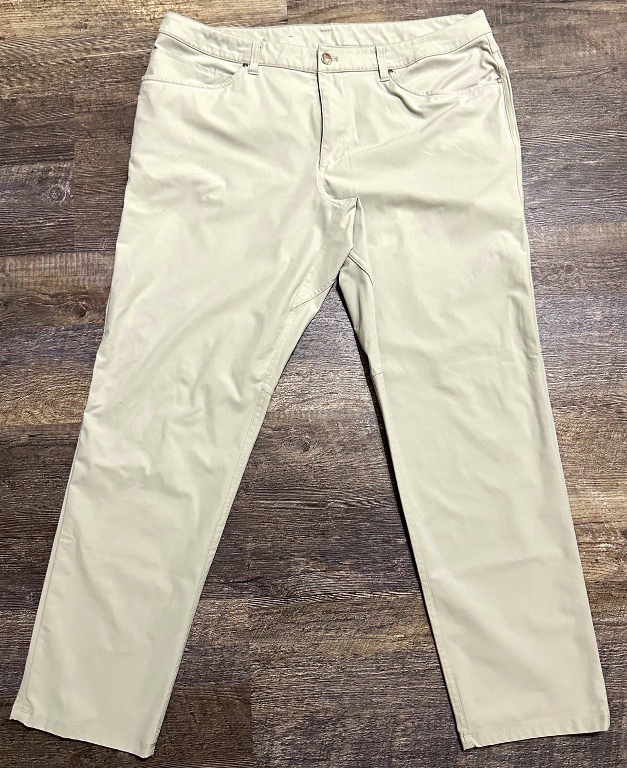 Lululemon Men\'s ABC Pant Classic-Fit Warpstreme 38x31 — Trench Beige