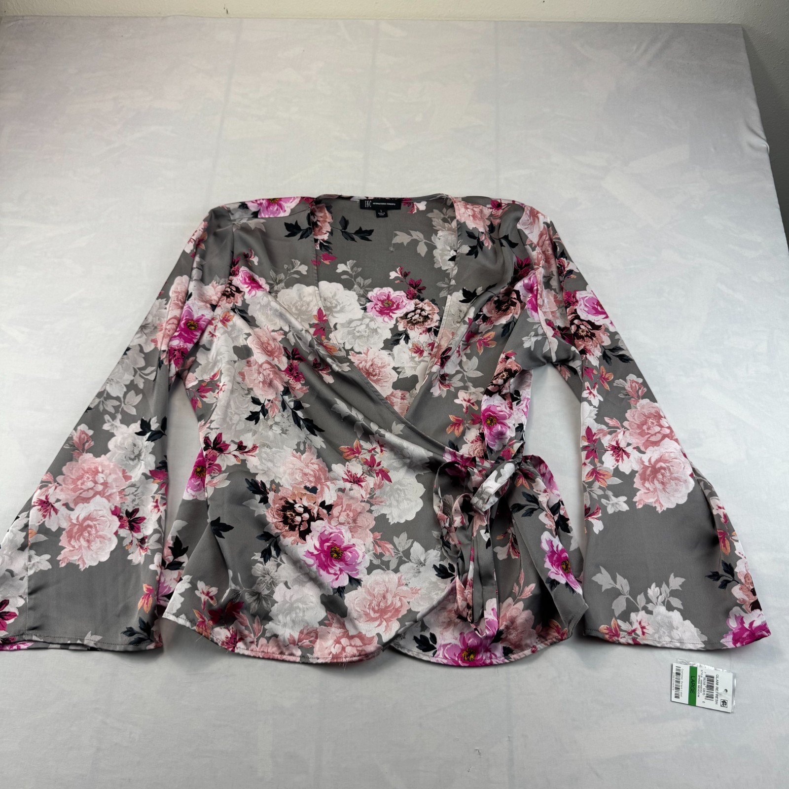NWT INC International Concepts Wrap Blouse Top Womens Large Gray Floral Belted NWT INC International Concepts Wrap Blouse Top Womens Large Gray Floral Belted