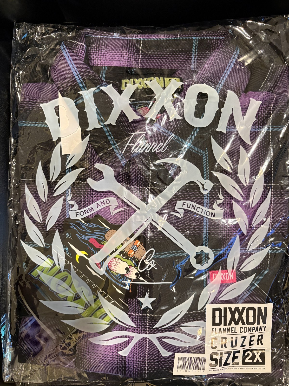 Dixxon Flannel 2X Cruzer BNIB never opened. Rare shirt pulled from site. Dixxon Flannel 2X Cruzer BNIB never opened. Rare shirt pulled from site.