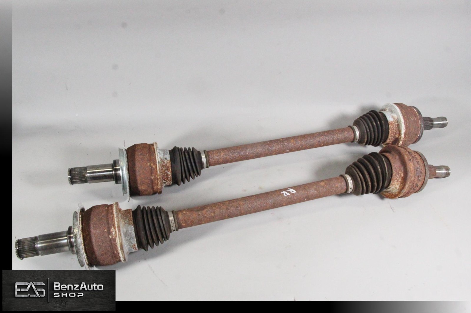 08-15 Mercedes W204 C63 AMG Rear Left & Right Axle CV Half Shaft OEM 08-15 Mercedes W204 C63 AMG Rear Left & Right Axle CV Half Shaft OEM
