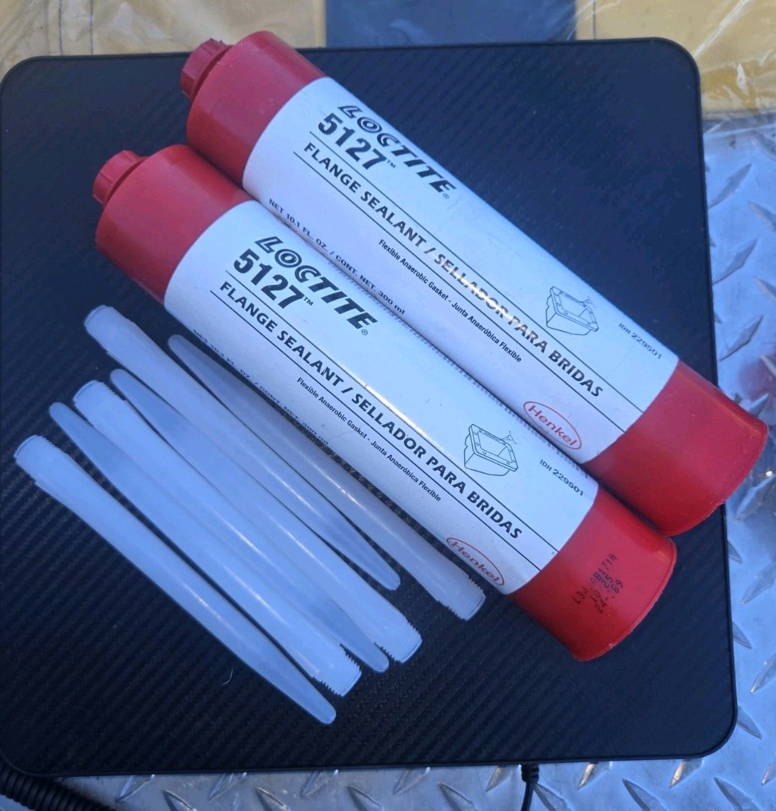 2-TUBES Loctite 5127 300mL Blue Flexible Flange Sealant IDH229501 Y25/26 6-TIPS 2-TUBES Loctite 5127 300mL Blue Flexible Flange Sealant IDH229501 Y25/26 6-TIPS
