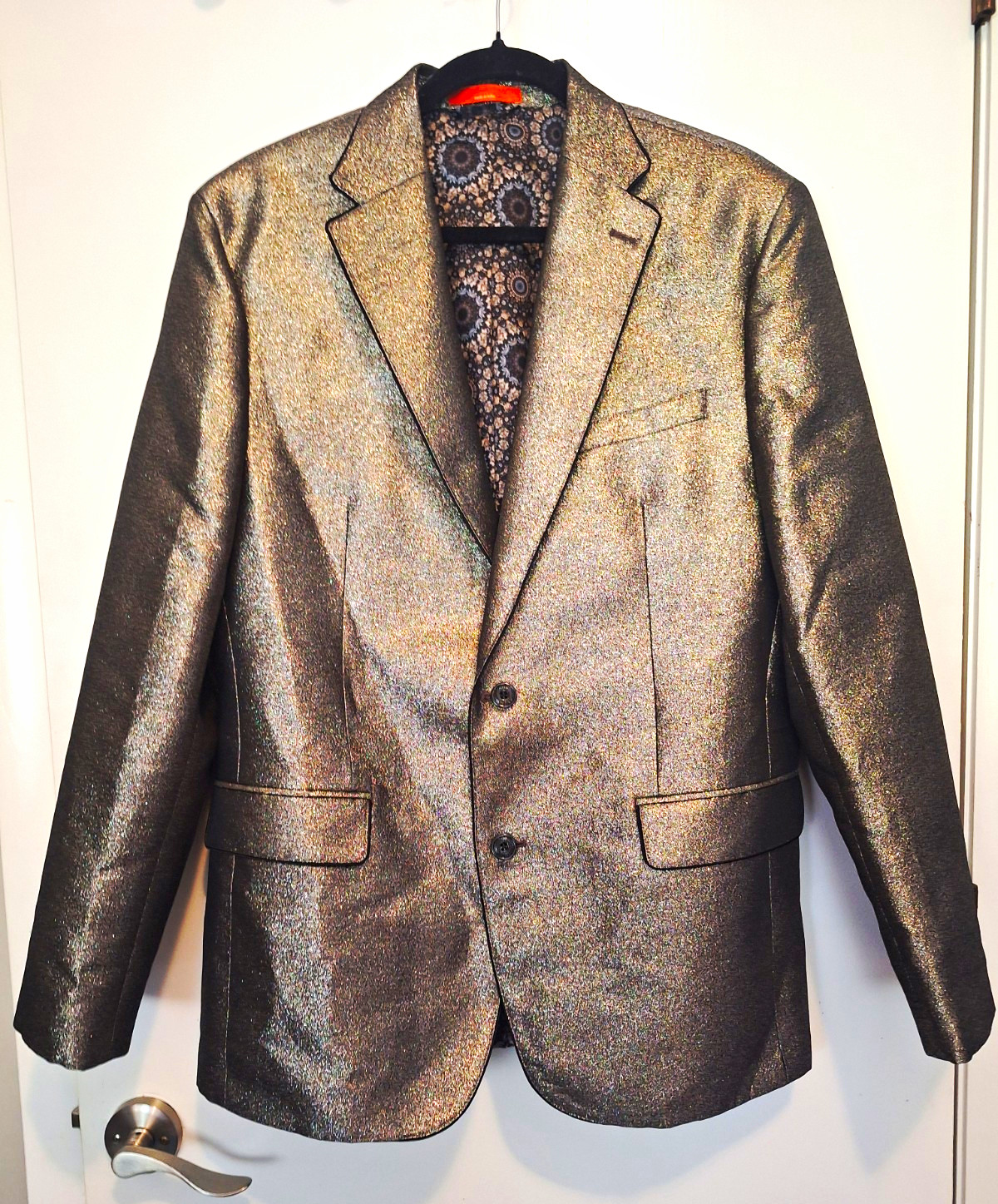 Tallia Men\'s Metallic Silver Blazer Sport Coat 42R Single-Breasted 2-Button Tallia Men\'s Metallic Silver Blazer Sport Coat 42R Single-Breasted 2-Button