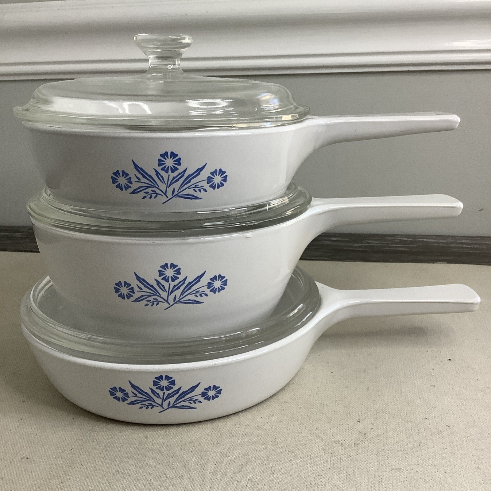 VTG Corning Ware Blue Cornflower 6 PC SET P81B P82B P83B w/ Pyrex Lids VTG Corning Ware Blue Cornflower 6 PC SET P81B P82B P83B w/ Pyrex Lids