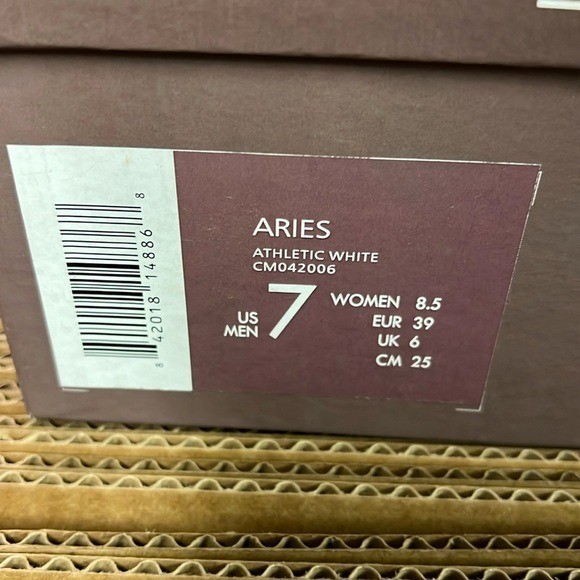 NWT Clearweather Aries Athletic White Mens size 7