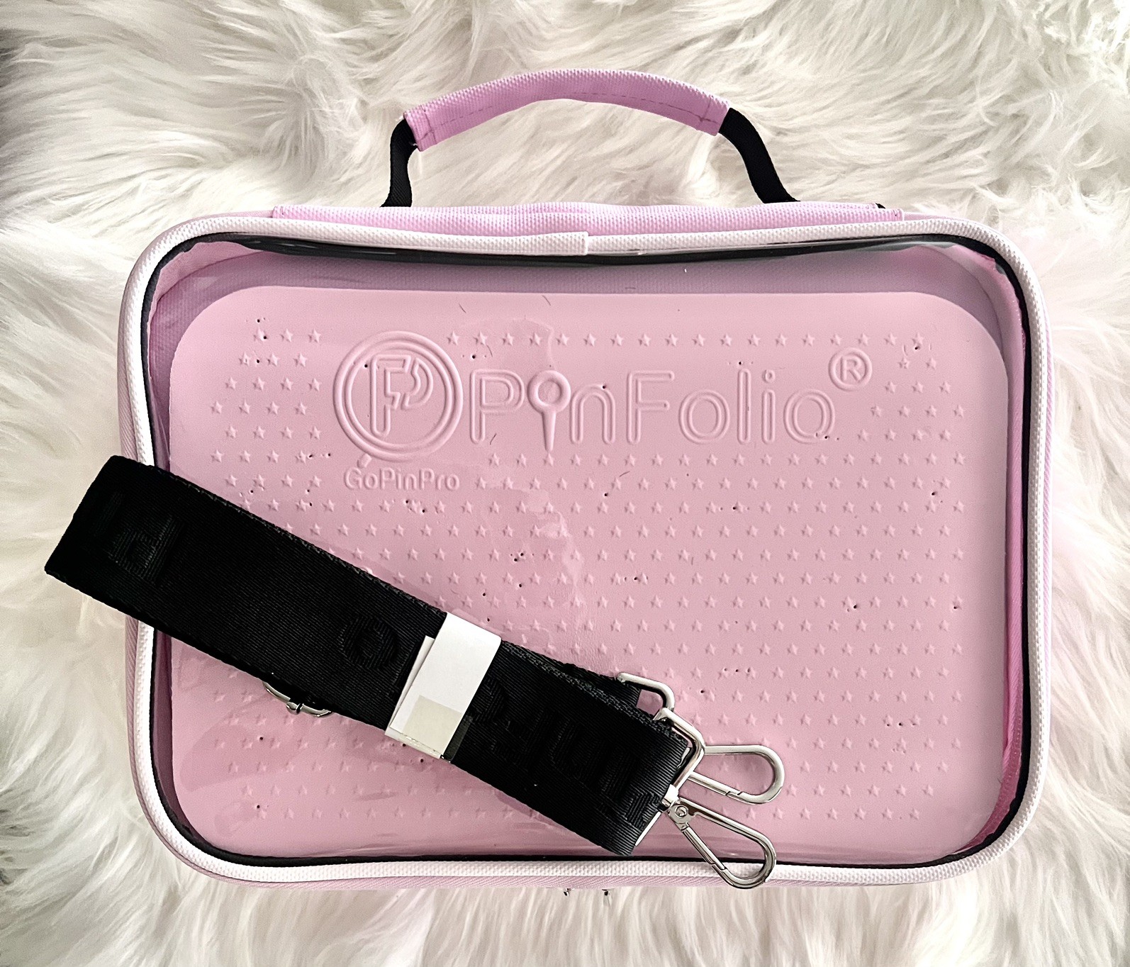 GoPinPro Maxx Show XL Pinfolio - Pink - Holds 440 1” Pins SOLD OUT