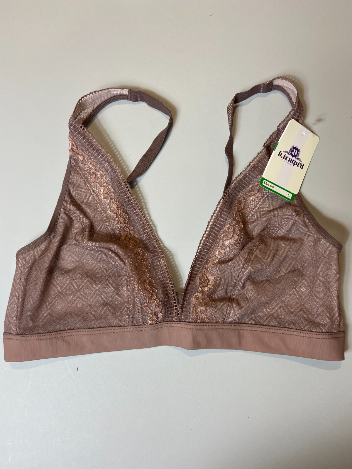 B.Tempt'd By Wacoal beige lace lined bralette adjustable strap eye & hook close