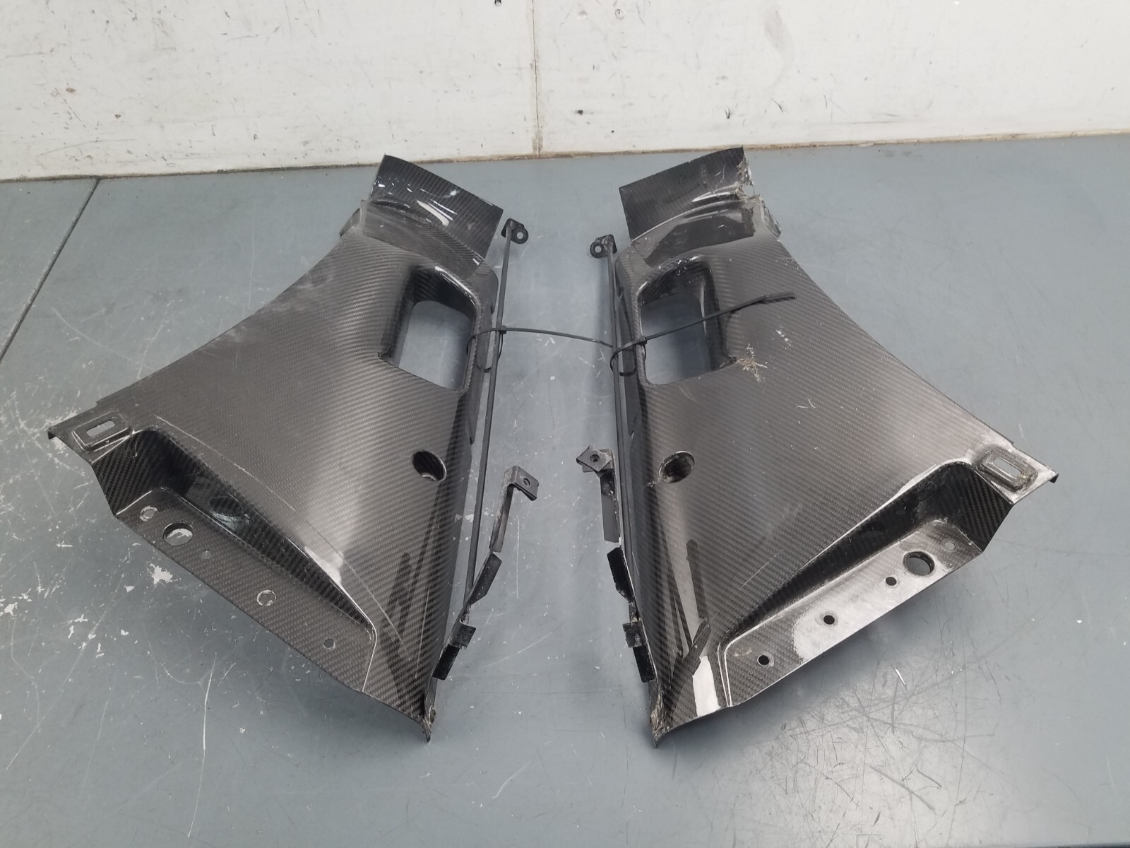 2019 McLaren 600LT 600 LT Carbon Rear Panel Moldings - Damage #6618 H2