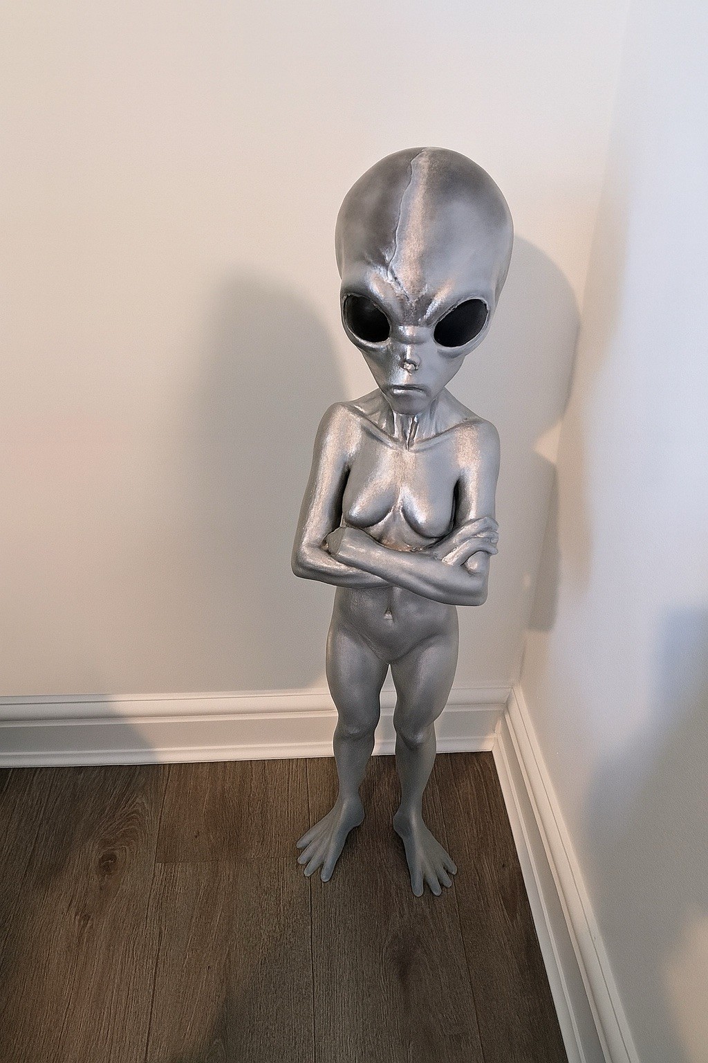 Female Women Mad Alien 3 Feet Tall Female Women Mad Alien 3 Feet Tall
