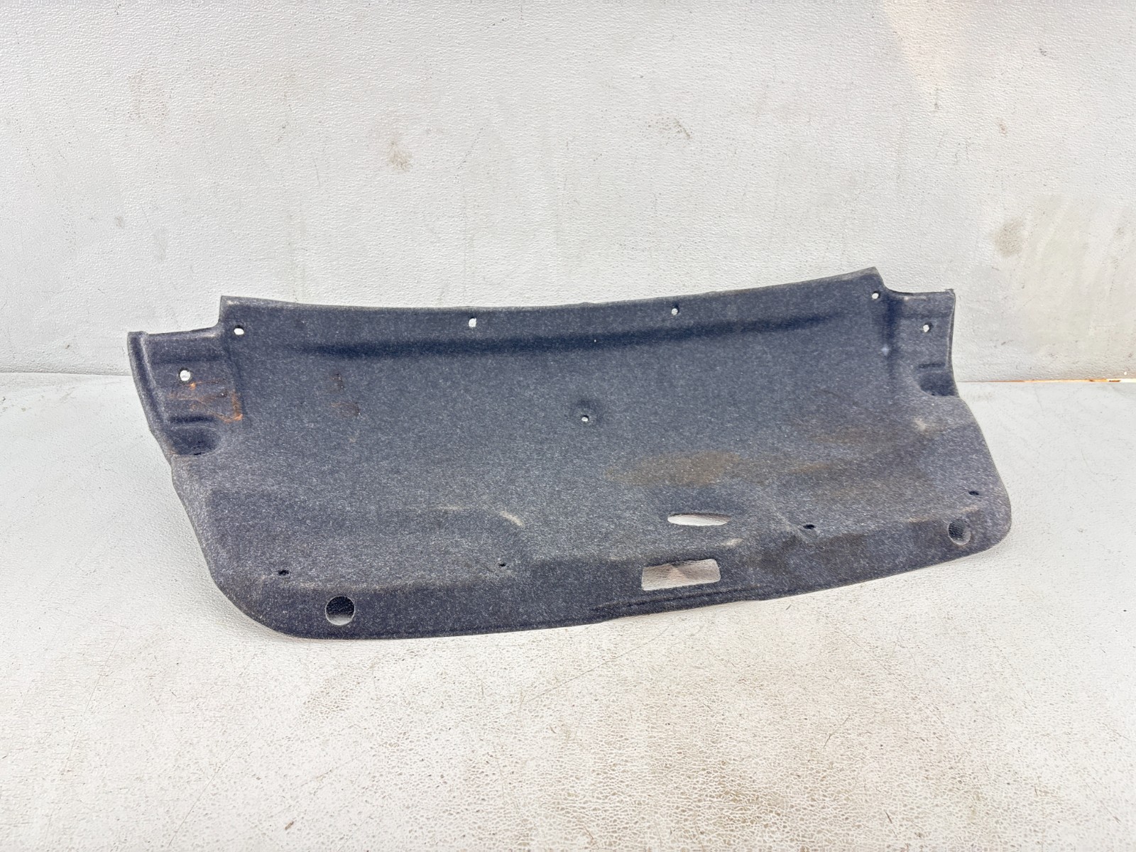 2016 - 2020 TOYOTA YARIS TRUNK DECK LID LINER TRIM COVER PANEL OEM
