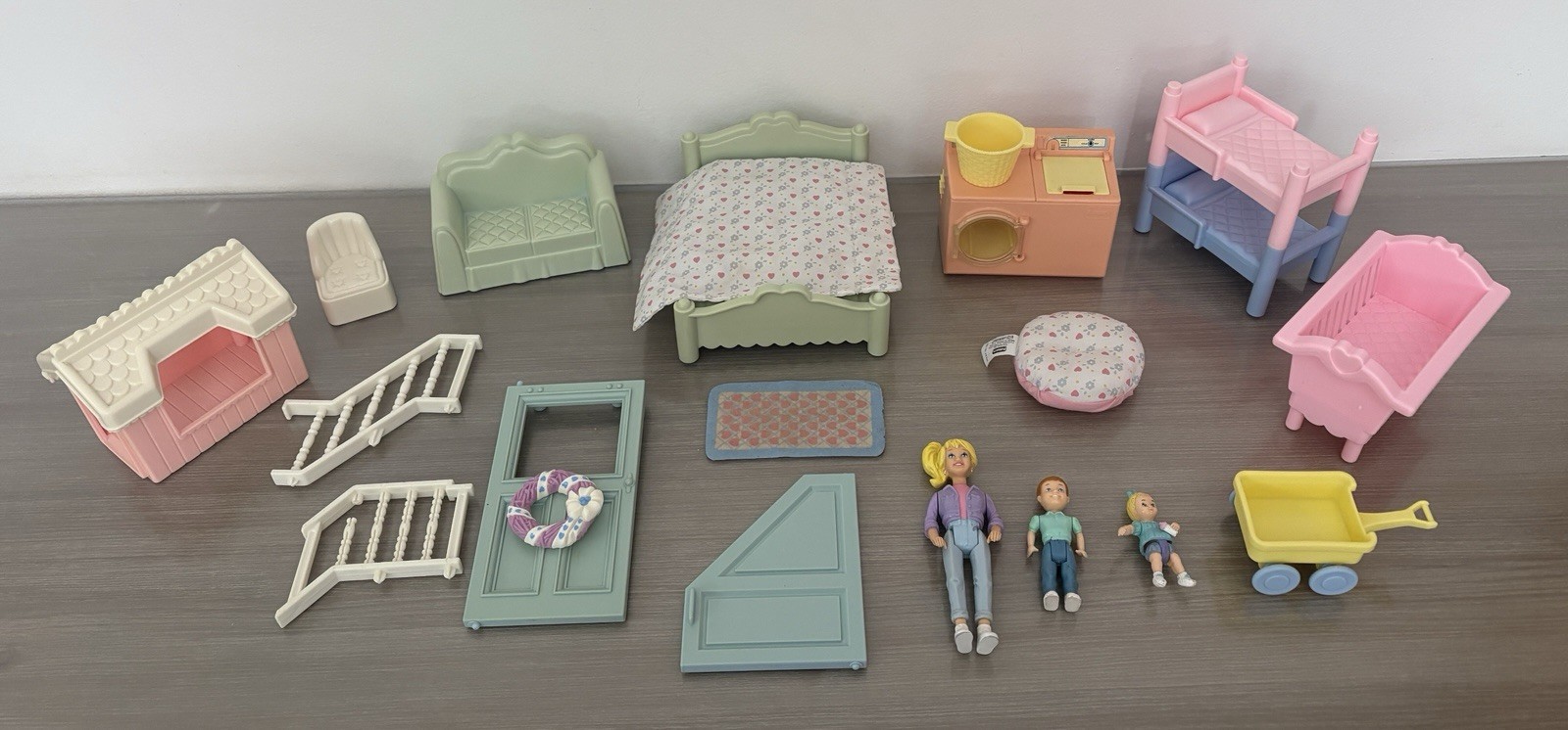Vtg.  1991 Playskool Dollhouse Furniture & Accessories, Babysitter, Child, Baby