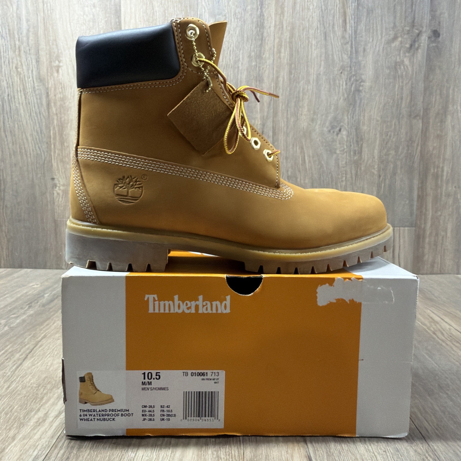 Timberland Men\'s 6 Inch Premium Waterproof Boots Size 10.5 US Wheat