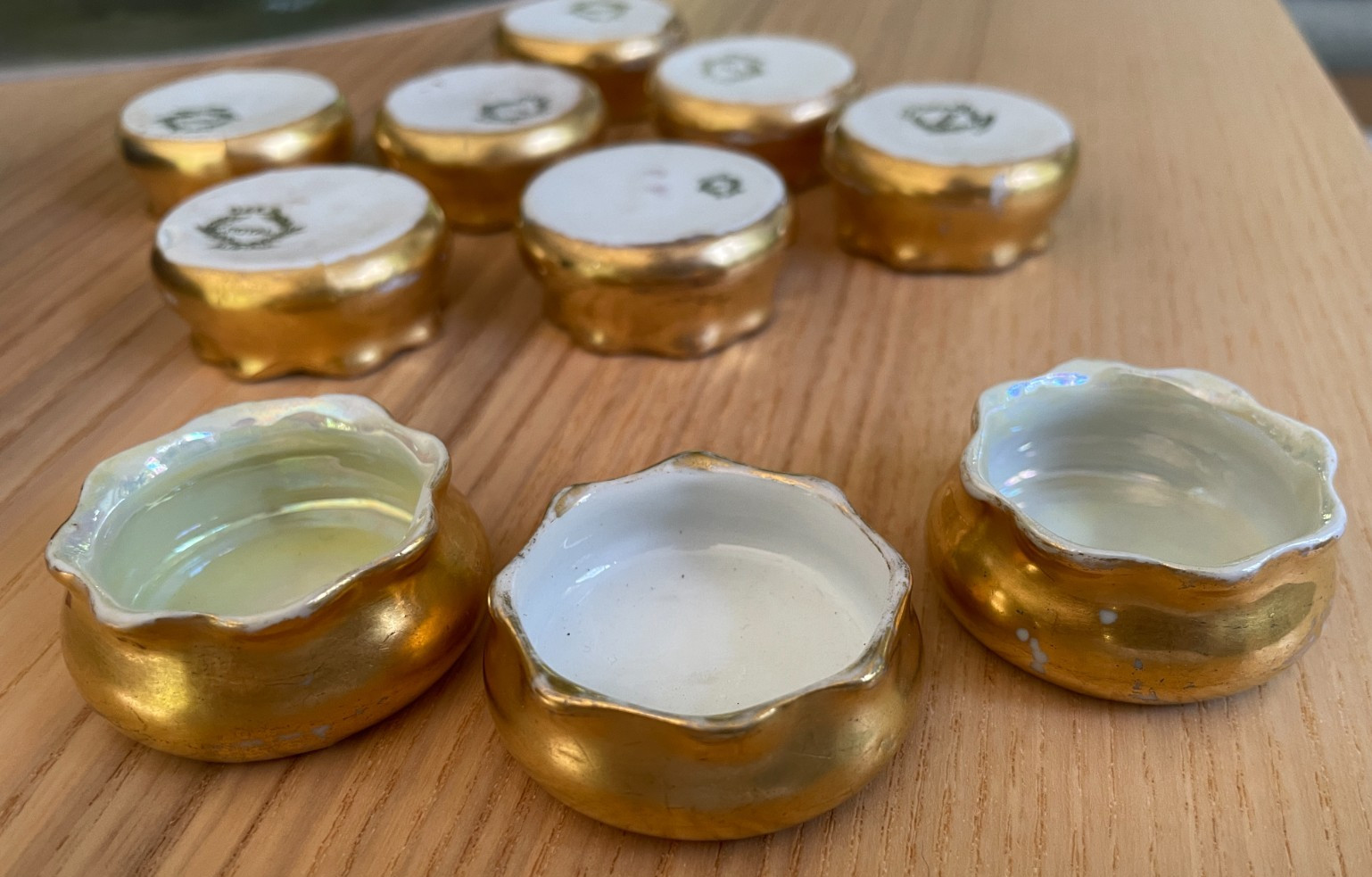 9 Antique O&EG Royal Austria Hand Painted Gold Scalloped Salt Cellars 1.5 \ 9 Antique O&EG Royal Austria Hand Painted Gold Scalloped Salt Cellars 1.5 \