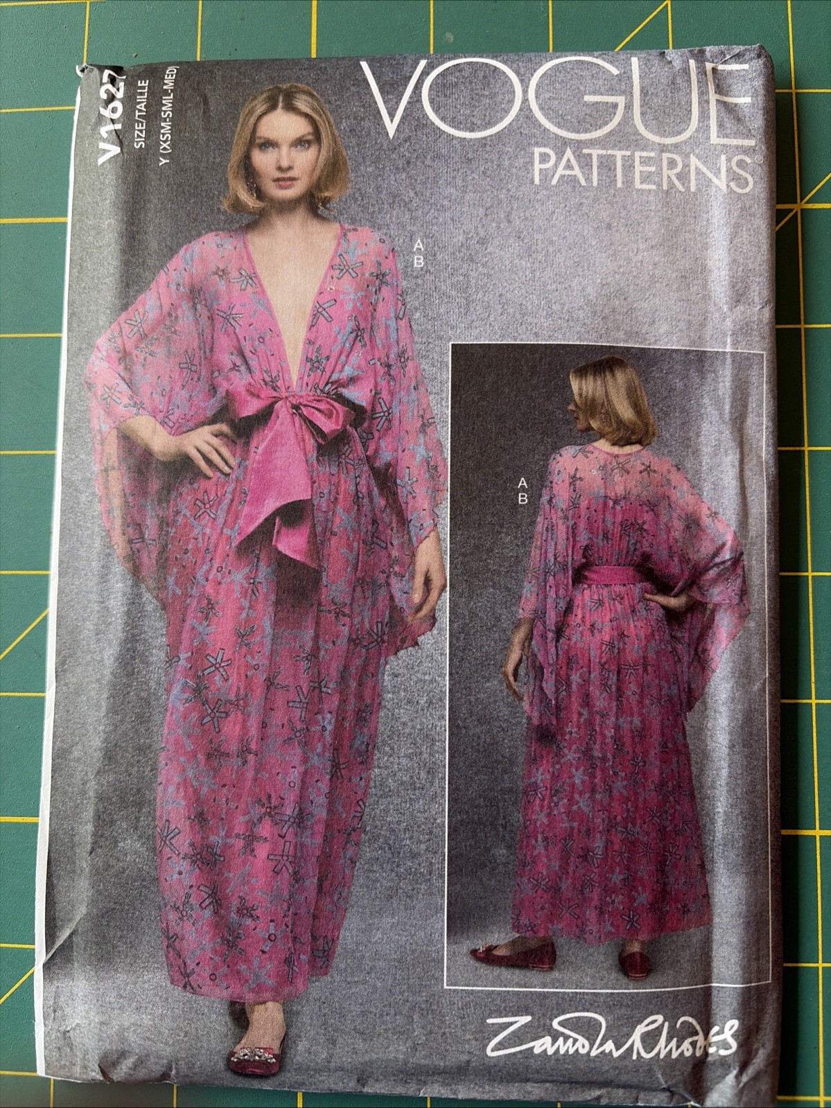 UNCUT vtg Vogue V 1627 Zandra Rhodes Caftan Kimono Evening Dress Pattern XS-M UNCUT vtg Vogue V 1627 Zandra Rhodes Caftan Kimono Evening Dress Pattern XS-M